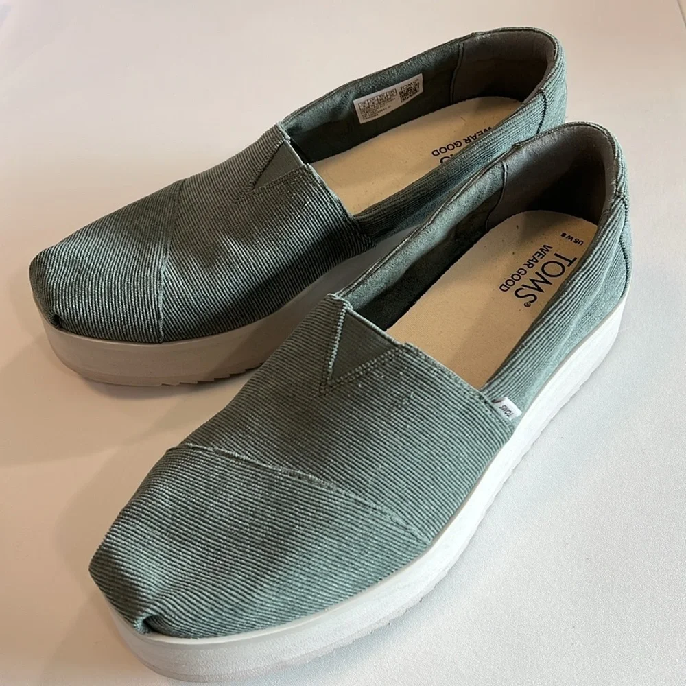 Toms stylish comfortable